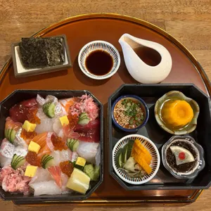 Haemok: Best Donburi on Haeridan-gil